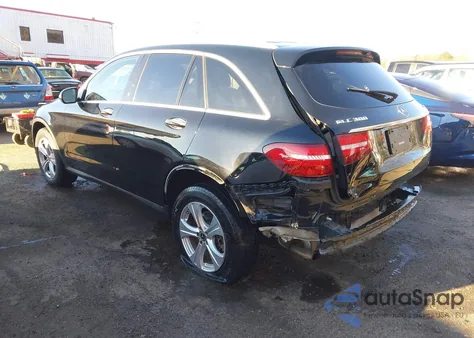 2018 Mercedes-Benz Glc 300 4Matic from USA, damaged, VIN WDC0G4KB7JV112908